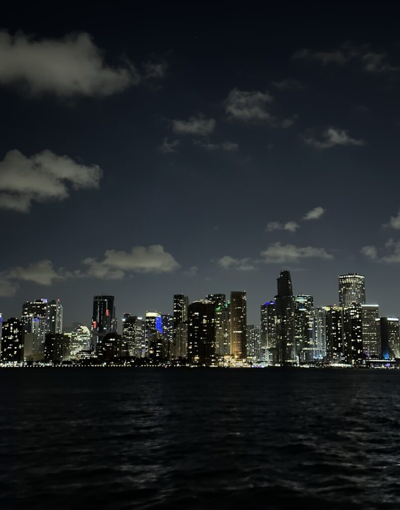 Nocna panorama Miami/fot. Agata Dymecka
