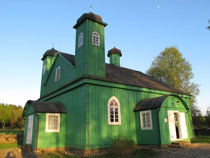 Najsłynniejszym zabytkiem tej miejscowości jest meczet. fot.Krzysztof Kundzicz/wikimedia.org