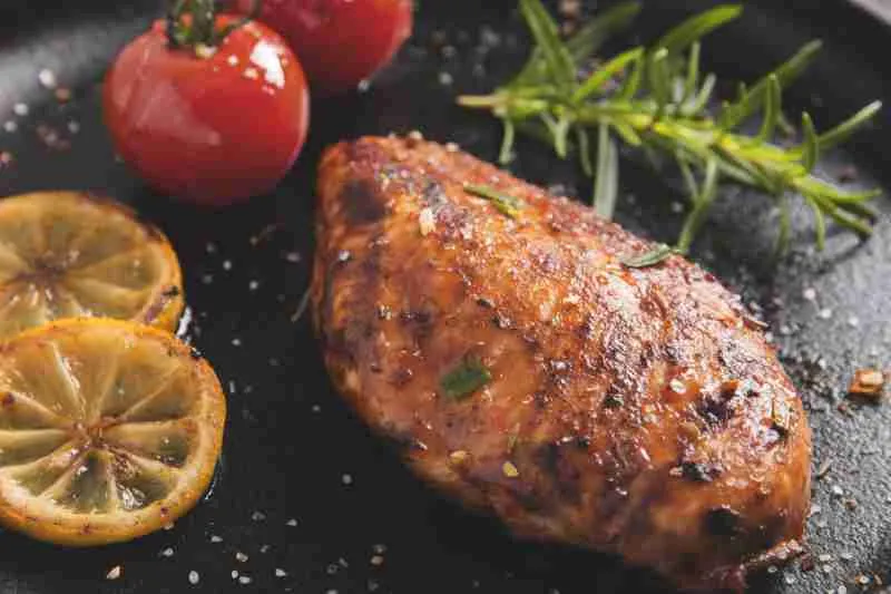 piers z kurczaka w airfryer