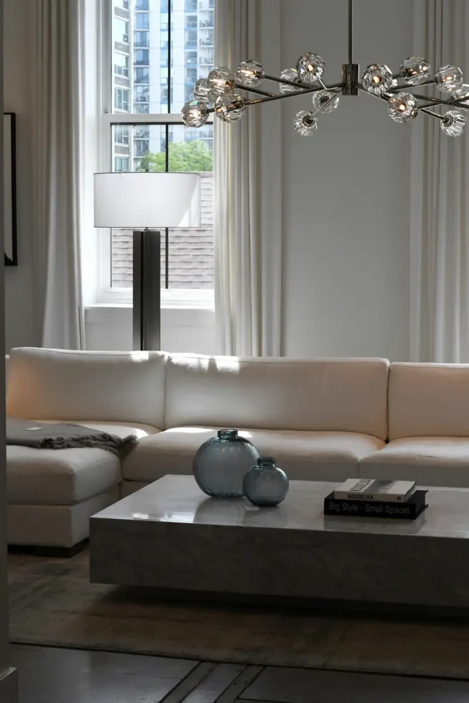 Lampa sufitowa do salonu